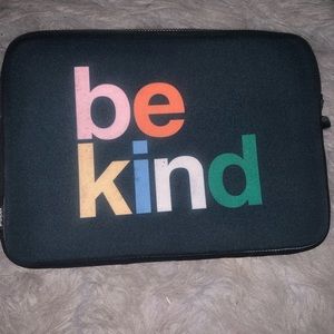 Laptop sleeve